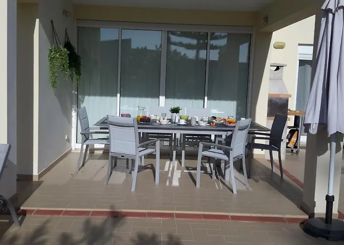 Sol E Poesia Vila Albufeira